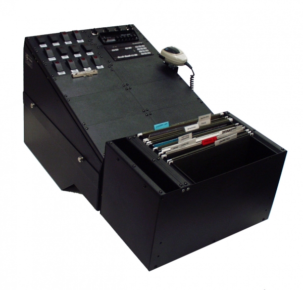 Havis Freightliner Console 46" Mounting Space C-D2300-FL1