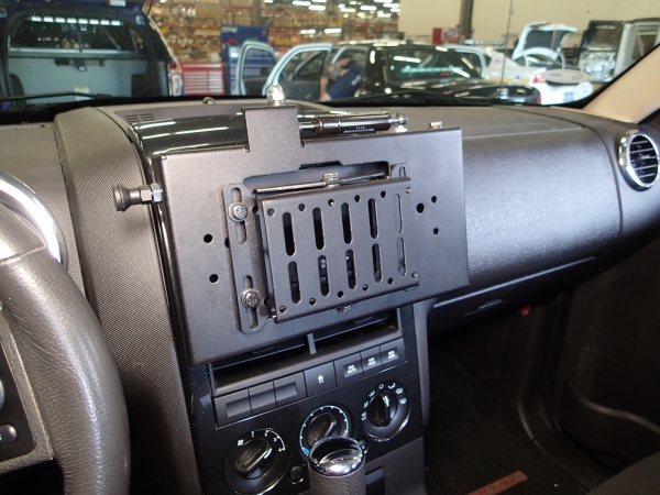 Havis Swing Out Dash Monitor Mount Base C-DMM-111