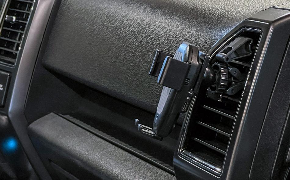 Gamber-Johnson Wireless Charging Phone Cradle (7160-1733-00) - Image 4