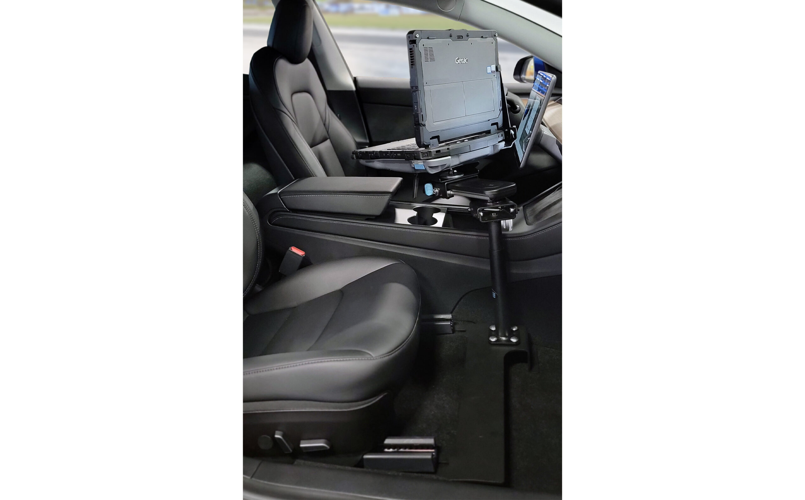 Gamber-Johnson 2017+ Tesla Model 3 Vehicle Base (7160-1754) - Image 3