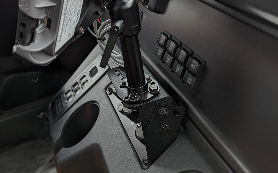 Gamber-Johnson FREIGHTLINER M2 PLUS SEMI-TRUCK DASH PLATE (7160-1963) - Image 5