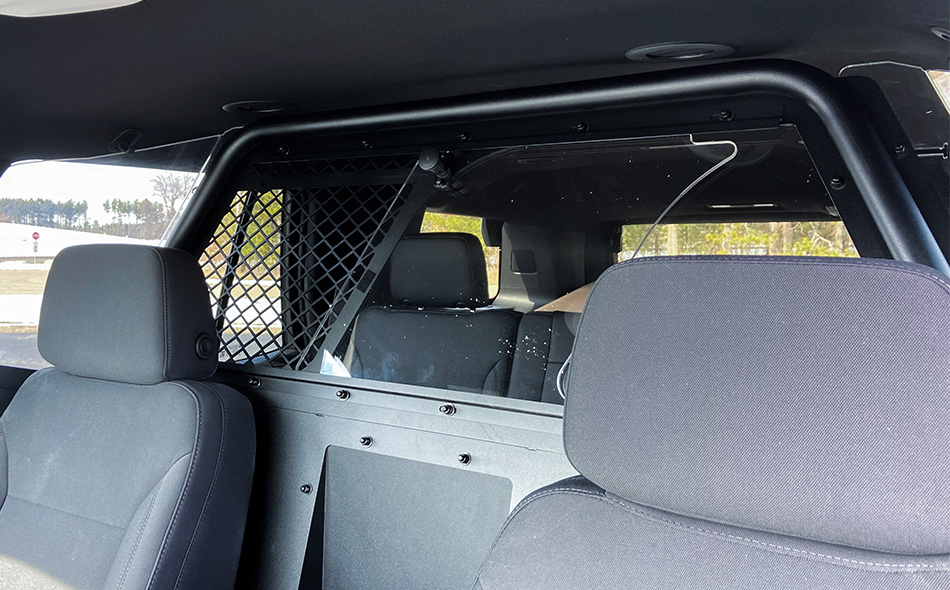 Gamber-Johnson 2021+ Chevrolet Tahoe Passenger Partition- Large Mesh Window (7170-0975) - Image 2